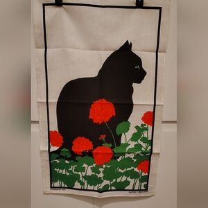 Vintage Sue Boettcher "Black Cat Amongst Geraniums" Pair Of Linen Tea Towels